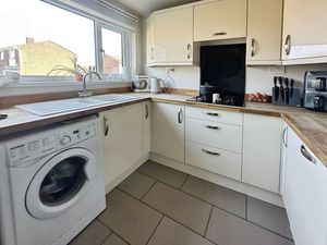 Photo 11- click for photo gallery